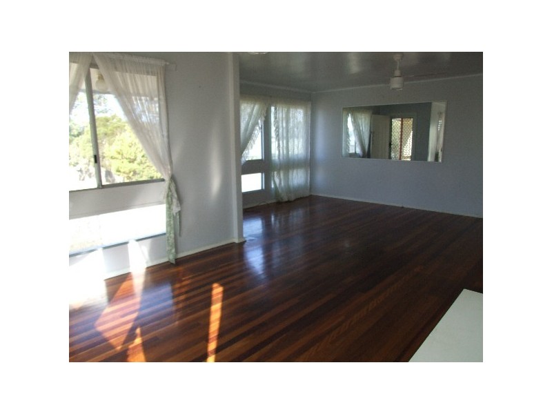 6 Lamont St, Eagleby QLD 4207