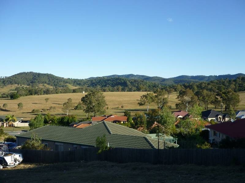 8 McGrath Ct, Ormeau QLD 4208