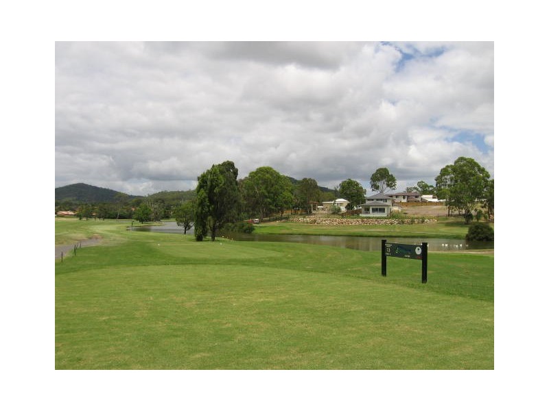 37 Riverside Tce, Windaroo QLD 4207