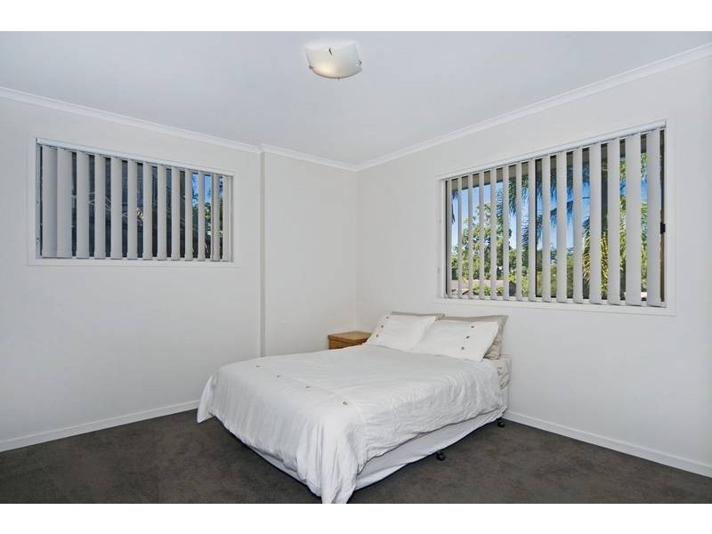 12 Parish Court, Molendinar QLD 4214