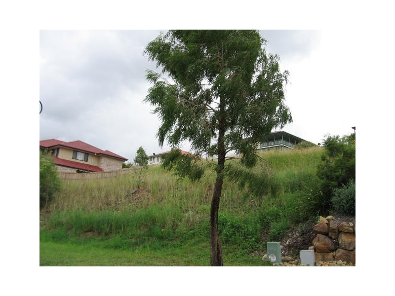 10 Fradgley Crt, Ormeau Hills QLD 4208
