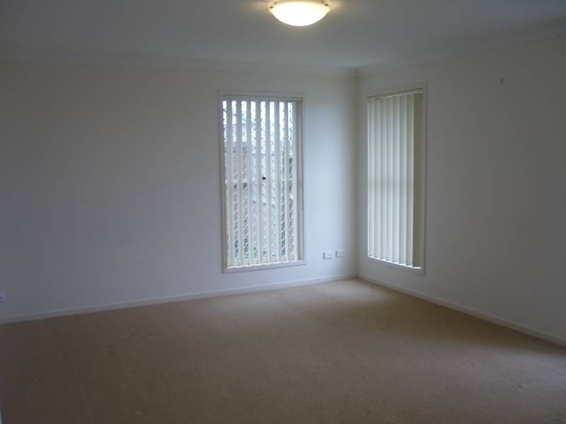 4 Jasmine Circuit, Ormeau QLD 4208