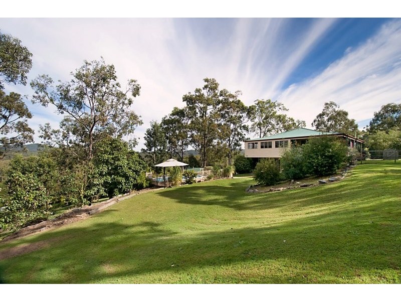 Yatala QLD 4207