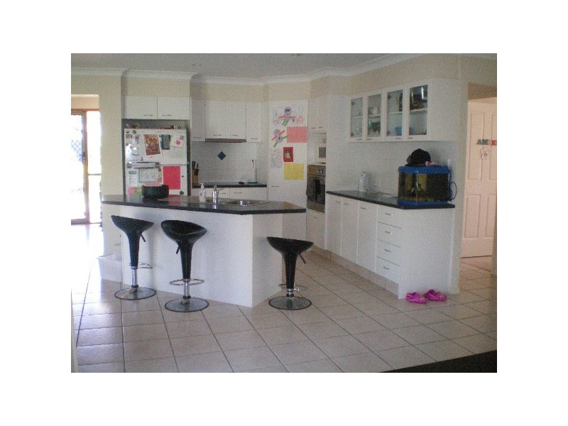 8 Caffrum Court, Ormeau QLD 4208