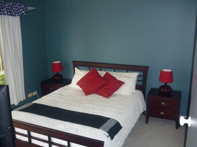 16 Overland Dr, Edens Landing QLD 4207