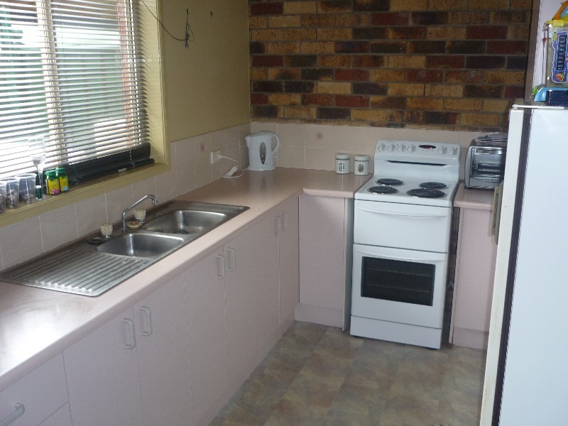 16 Overland Dr, Edens Landing QLD 4207