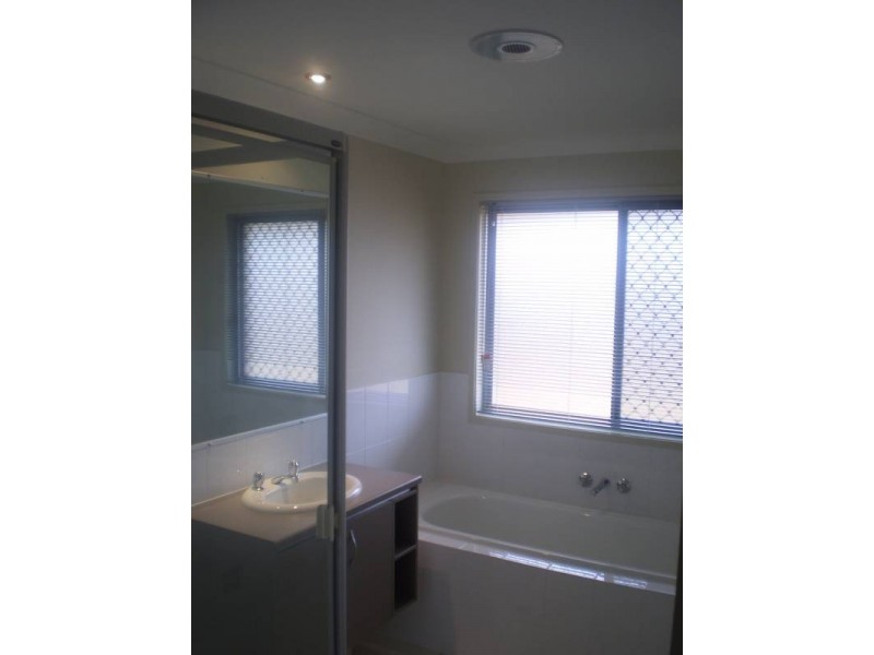 12 Olivevale Court, Ormeau QLD 4208