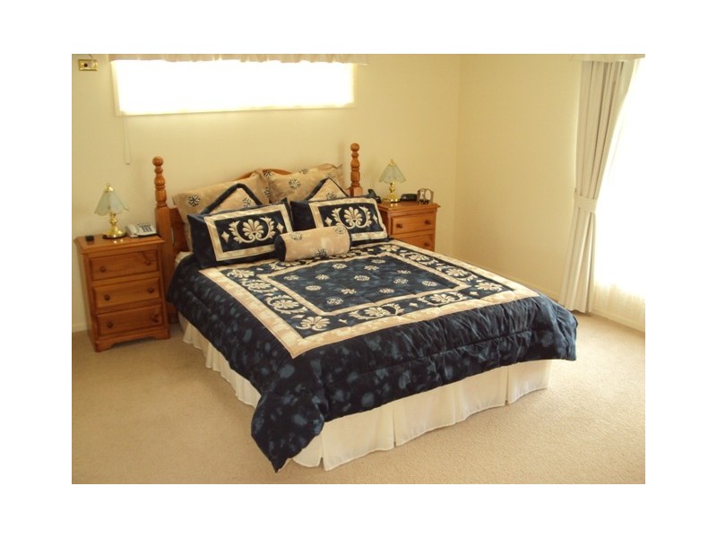 12 Anna Louise Tce, Windaroo QLD 4207