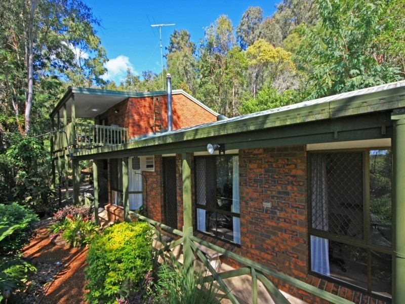 13 Hillview Cres, Bahrs Scrub QLD 4207