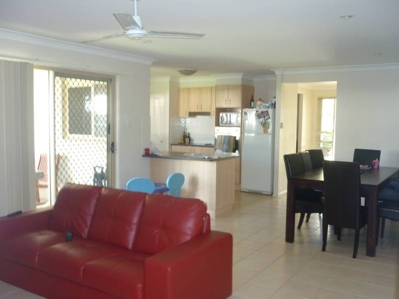 12 Lauradale Cresent, Ormeau QLD 4208