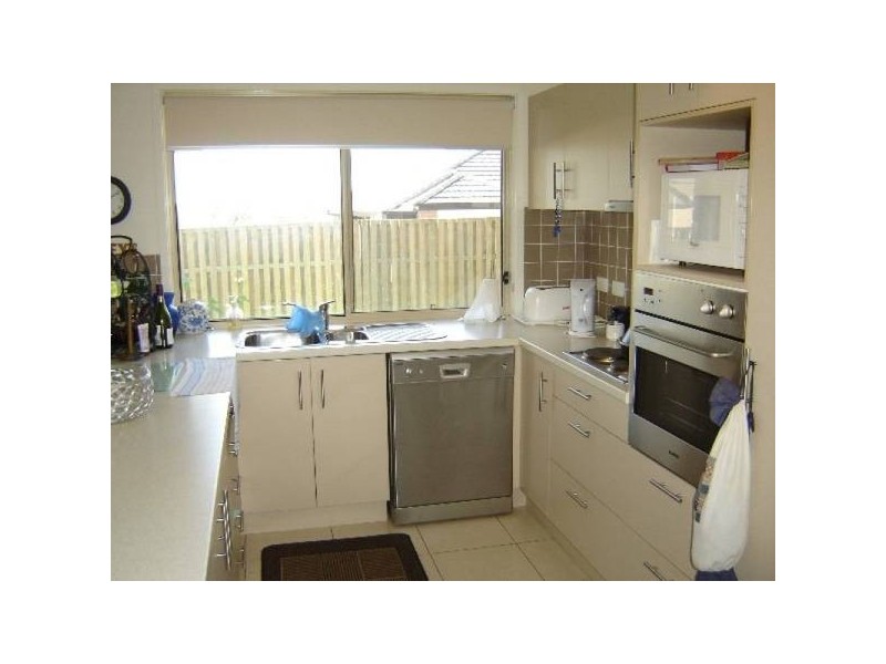 24 Paris Pde, Ormeau QLD 4208