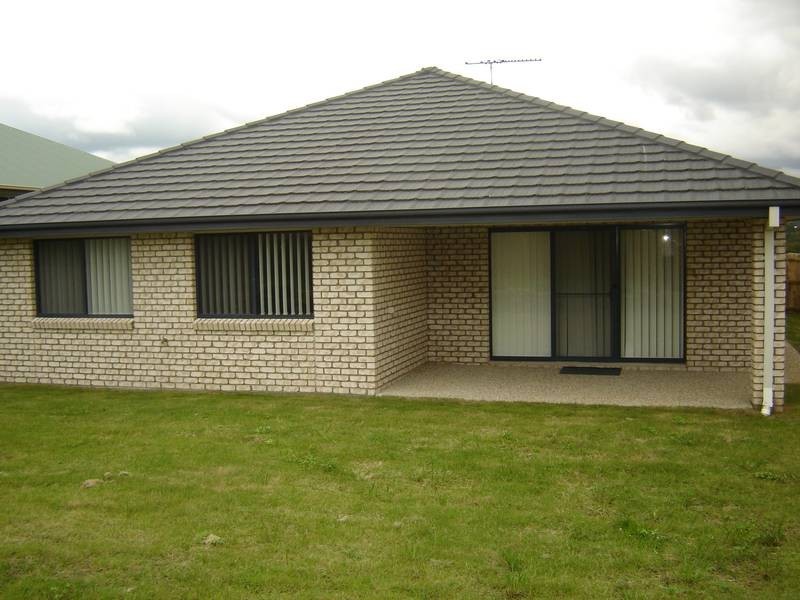 16 Paris Parade, Ormeau QLD 4208