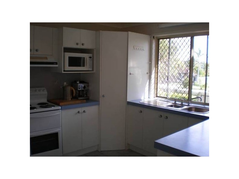 2 linning St, Mount Warren Park QLD 4207