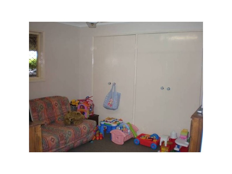 2 linning St, Mount Warren Park QLD 4207