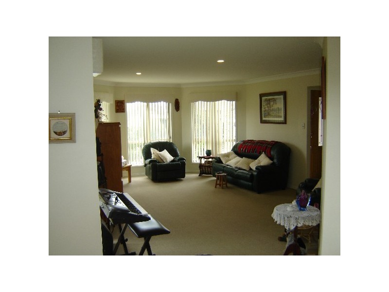 1 Albizia Crt, Ormeau QLD 4208