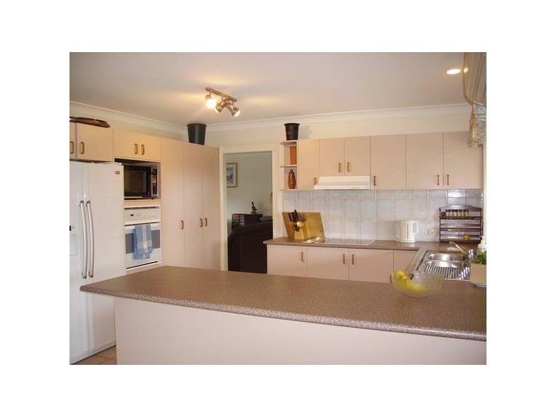 16 Haase Cres, Ormeau QLD 4208