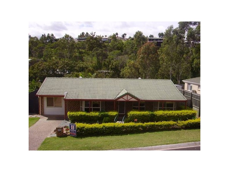 36 Chatfield St, Edens Landing QLD 4207