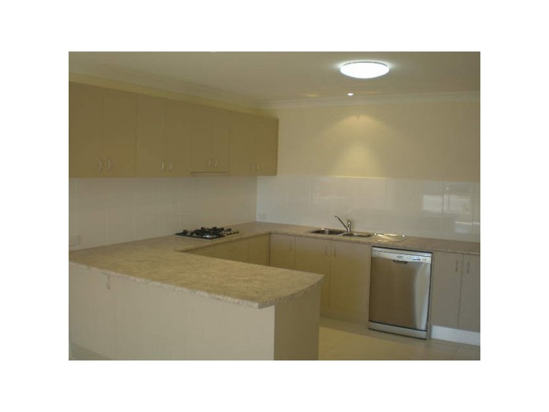 2/9 Summerlea Crescent, Ormeau QLD 4208