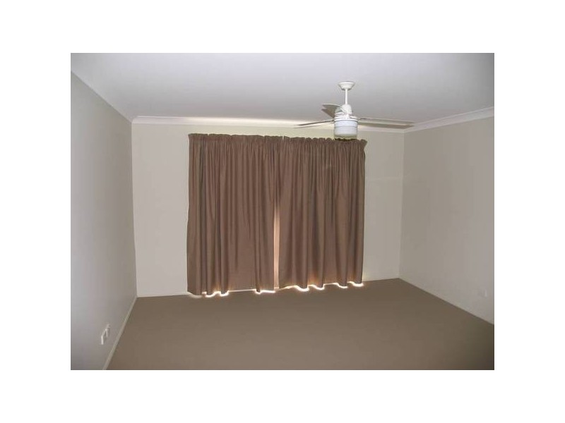 20 Barrington St, Upper Coomera QLD 4209