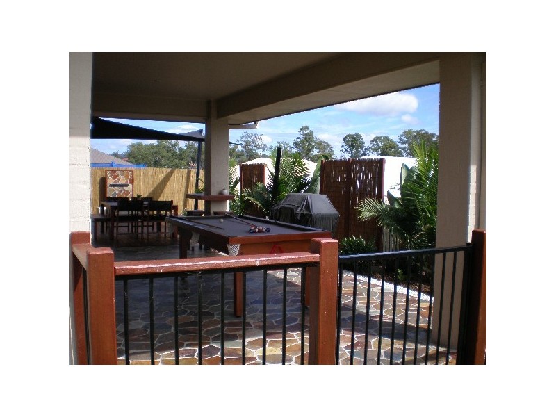 18 Laurdale Cres, Ormeau QLD 4208
