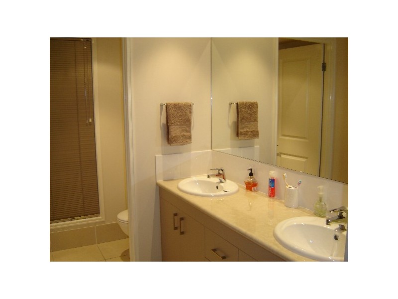 10 Summerlea Crescent, Ormeau QLD 4208