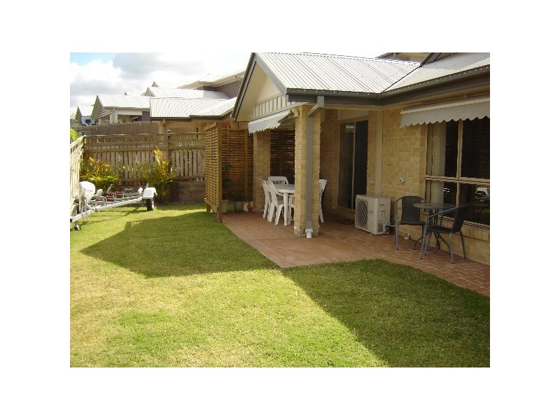 1/2 Carob Court, Ormeau QLD 4208