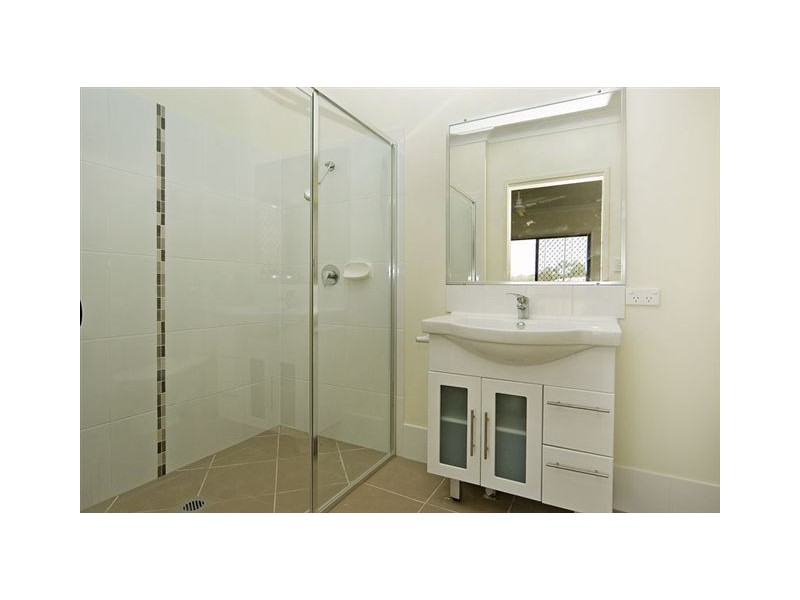 1/9 Summerlea Cres, Ormeau QLD 4208