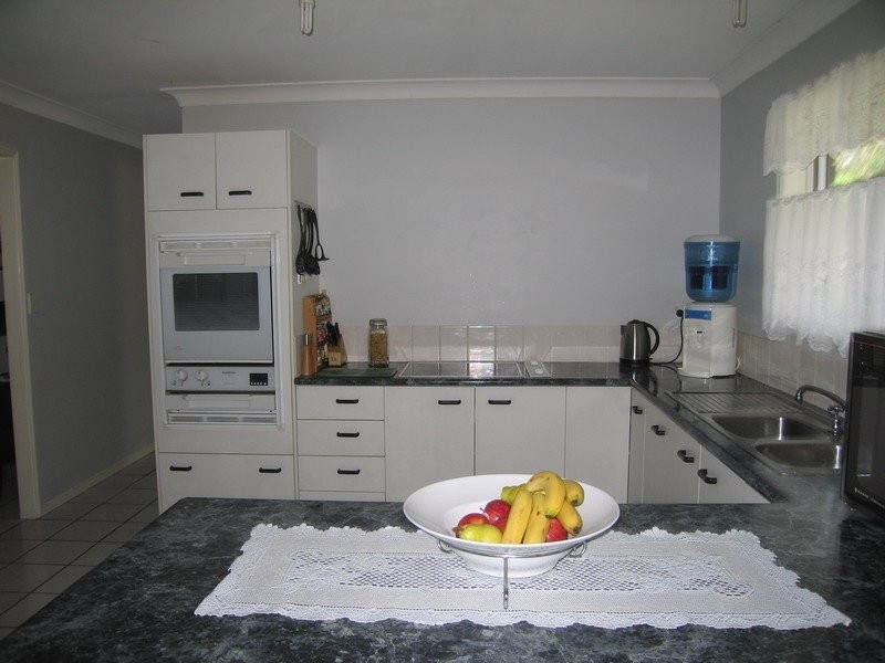 41 Sears Rd, Yatala QLD 4207