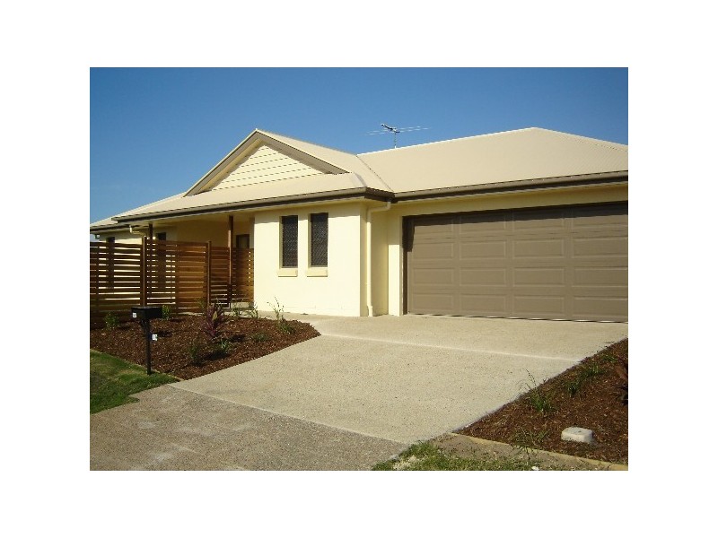 2/19 Summerlea Crescent, Ormeau QLD 4208