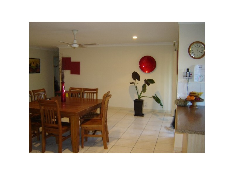 5 Greensborough Cr, Parkwood QLD 4214