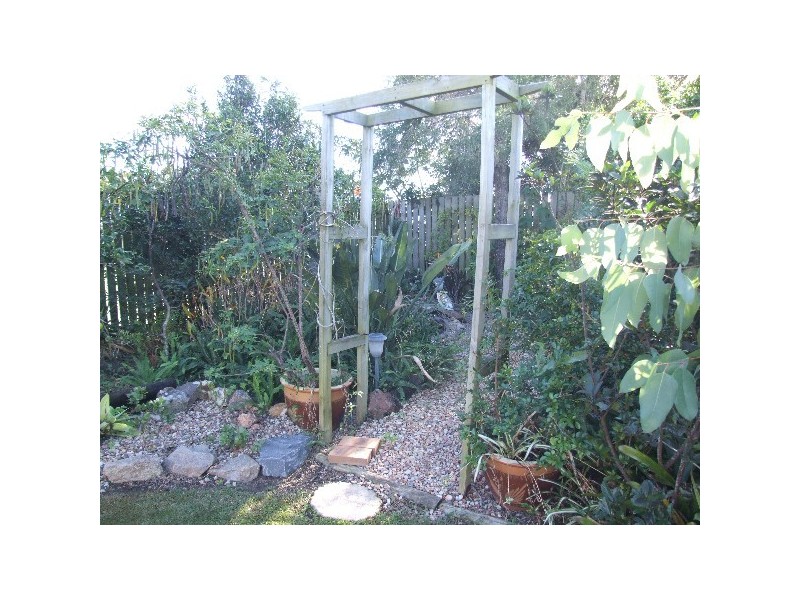 33 Yorkshire Cr, Mount Warren Park QLD 4207