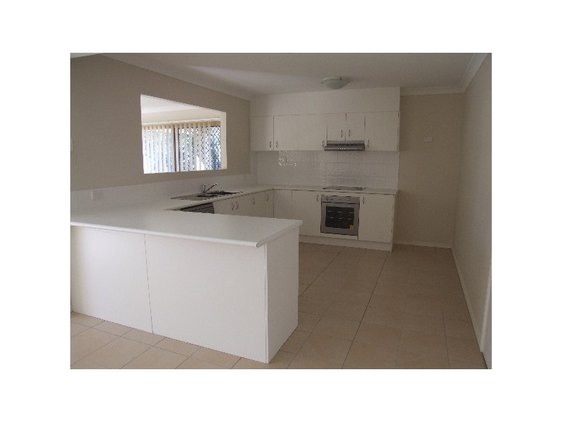 32 Lilyvale Crescent, Ormeau QLD 4208