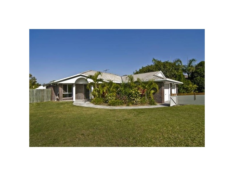 8 Haase Cr, Ormeau QLD 4208