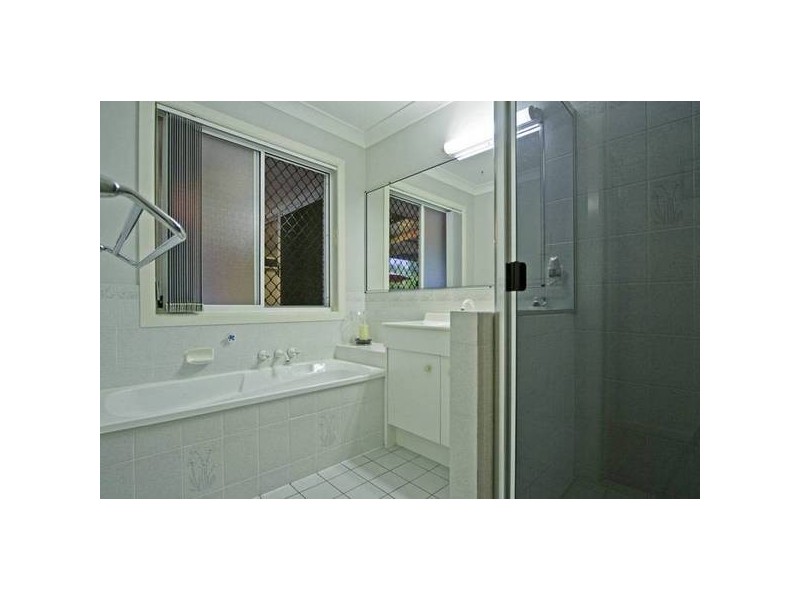 8 Haase Cr, Ormeau QLD 4208