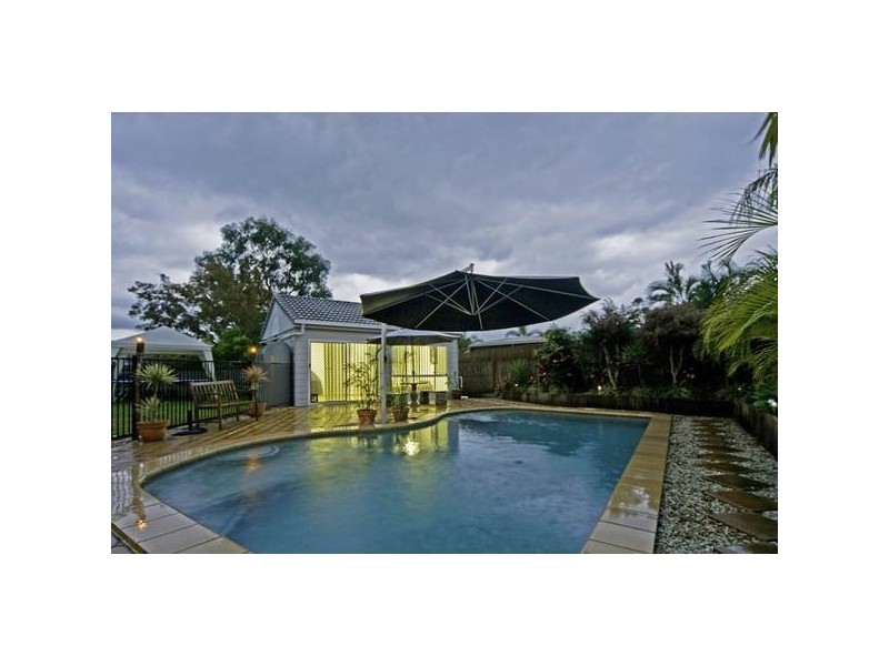 8 Haase Cr, Ormeau QLD 4208