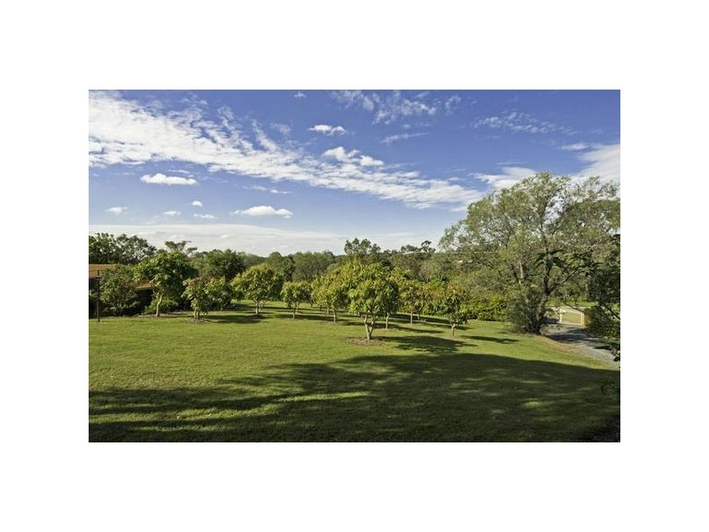 88 Peachey Rd, Ormeau QLD 4208