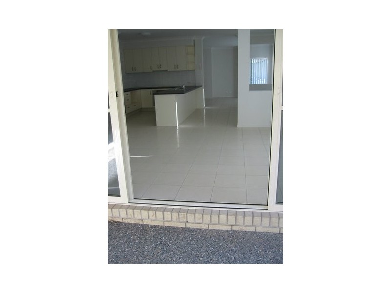 28 Benson St, Ormeau QLD 4208