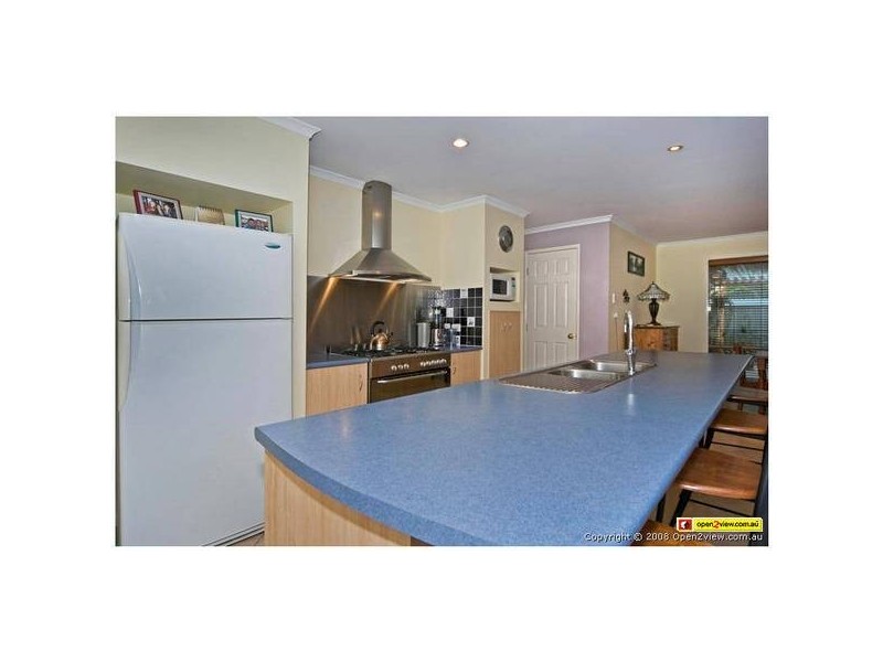 8 Saligna Crt, Ormeau QLD 4208