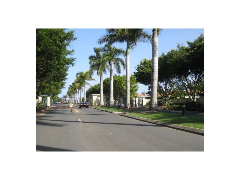 Hope Island QLD 4212