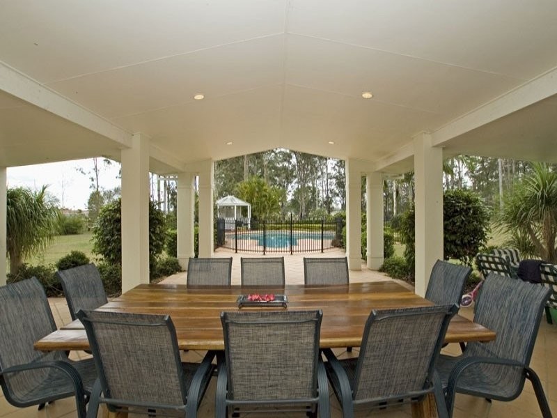 45 Sears Road, Yatala QLD 4207