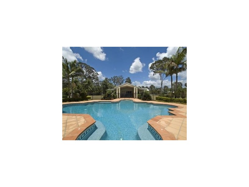 45 Sears Road, Yatala QLD 4207