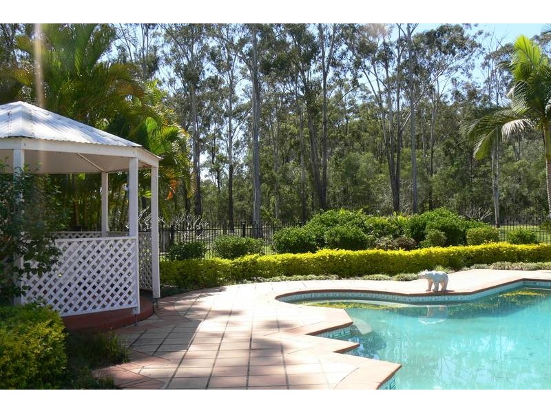 45 Sears Road, Yatala QLD 4207