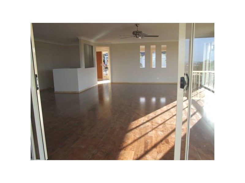 2 Islandview Tce, Ormeau Hills QLD 4208