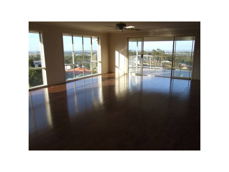 2 Islandview Tce, Ormeau Hills QLD 4208