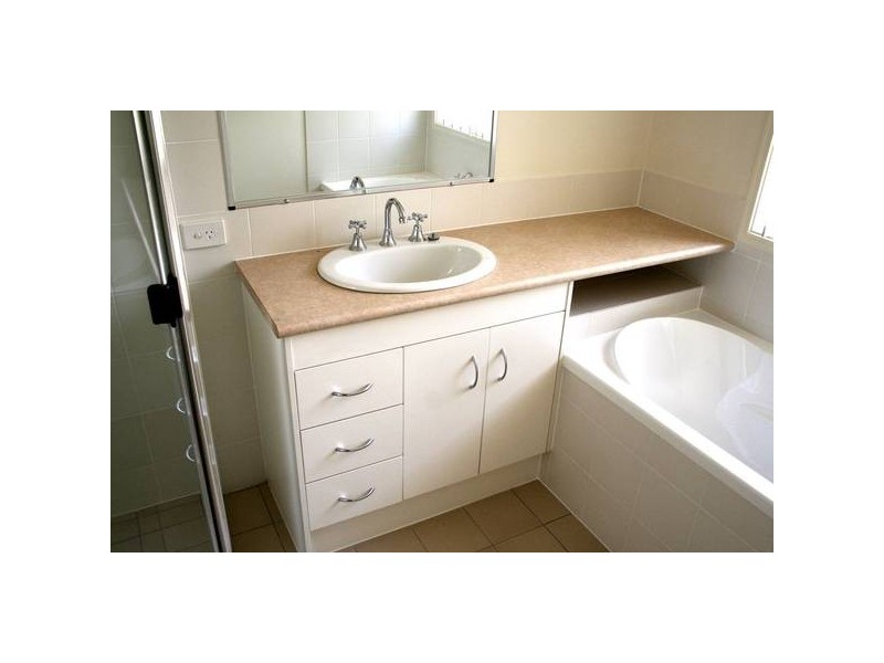 12 Shannonbrook Avenue, Ormeau QLD 4208