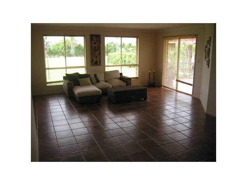 31 Alto Tce, Yatala QLD 4207