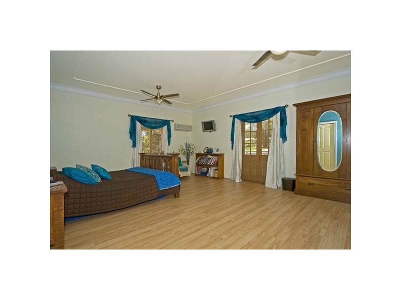 38 Sears Rd, Yatala QLD 4207