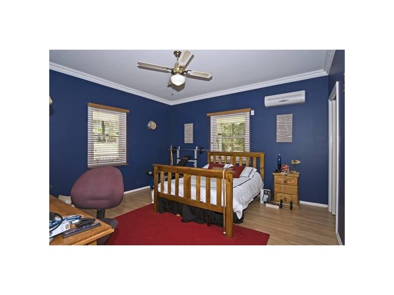 38 Sears Rd, Yatala QLD 4207