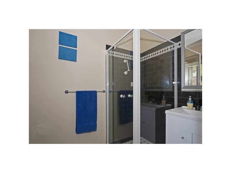 38 Sears Rd, Yatala QLD 4207