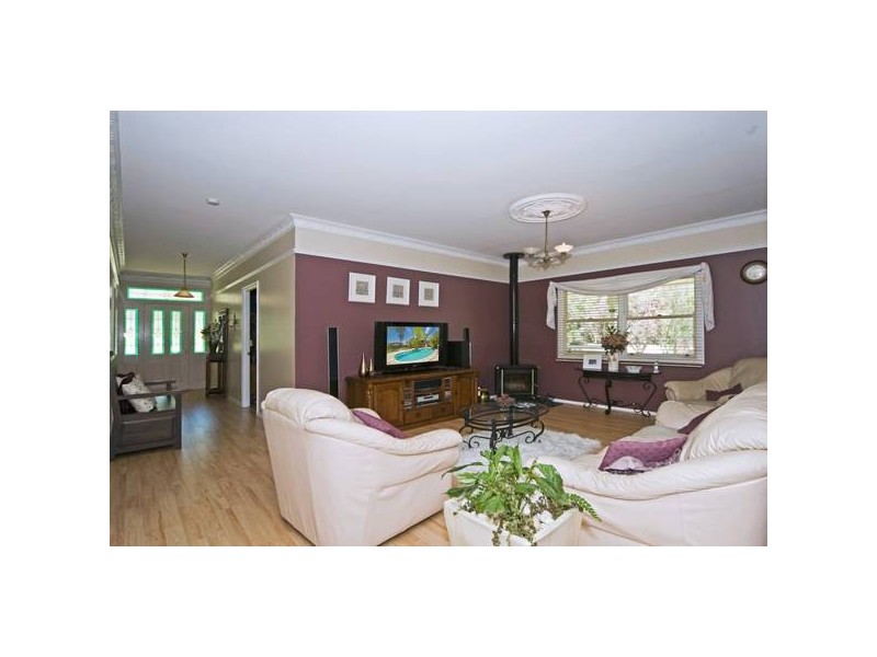 38 Sears Rd, Yatala QLD 4207